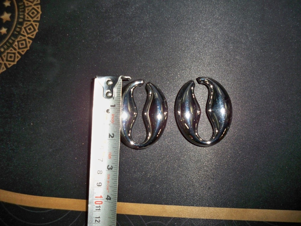 HUGO KREIT Coffee Bean Ear Cuffs