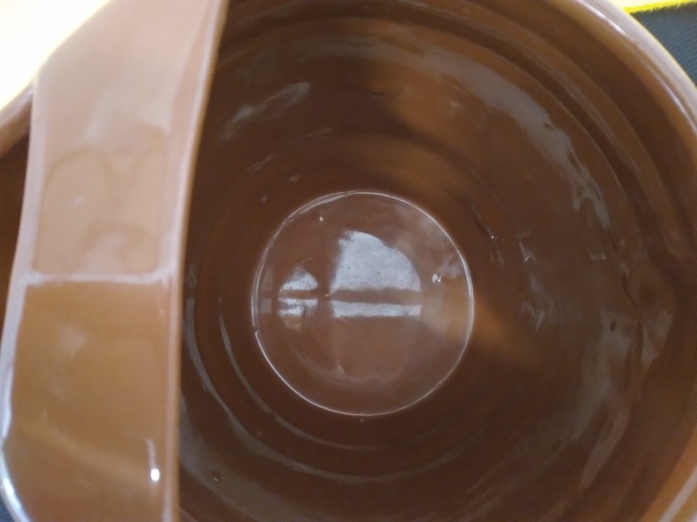 Vintage Large 3 Quart Dark Tan Ceramic Pitcher Ice Lip Unbranded