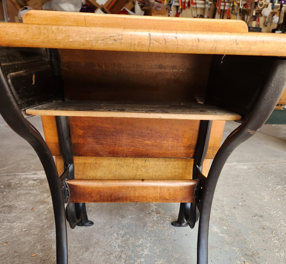 Vintage School Desk Eclipse Version