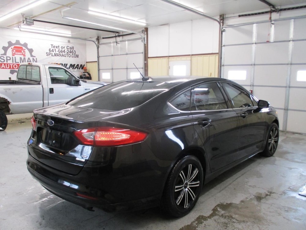 FUSION 2015 High Mounted Stop Light 1879516