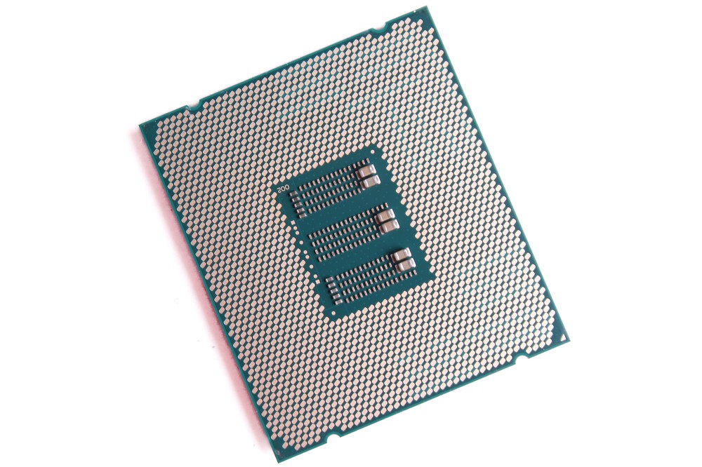 Intel Xeon E7-8867 V4 2.40Ghz 45MB Cache 18 Core LGA2011-1 Processor SR2S6