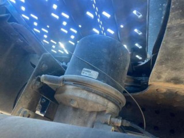 Bendix AD-IP Air Dryer - Used
