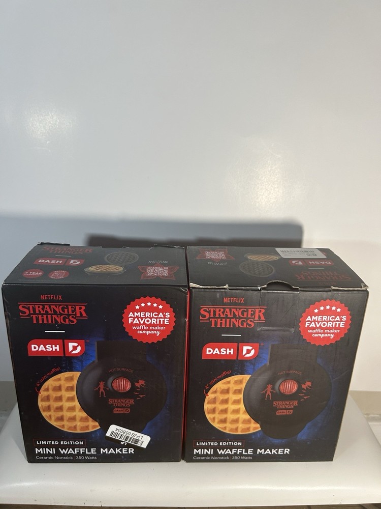 Dash Limited Edition Mini Waffle Maker 4” Nonstick 350W Kitchen New
