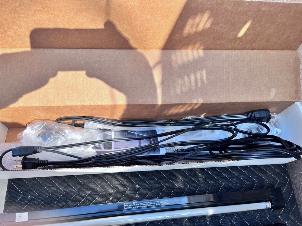 Ideal-Lume Panelight Under Cabinet Mounting