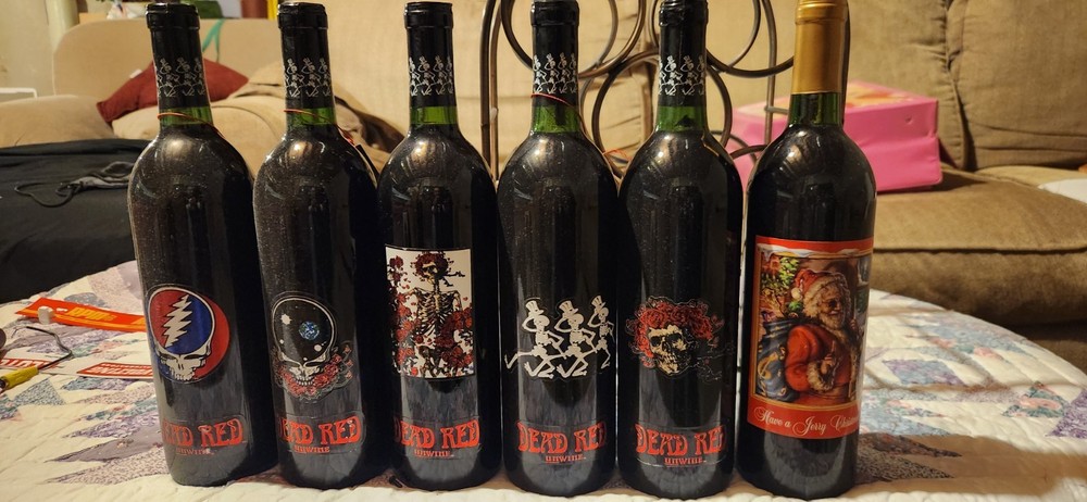 6 Grateful Dead Red Unwine :
