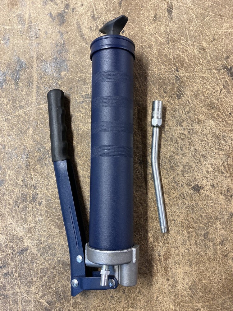 Side Leaver Grease Gun Medium