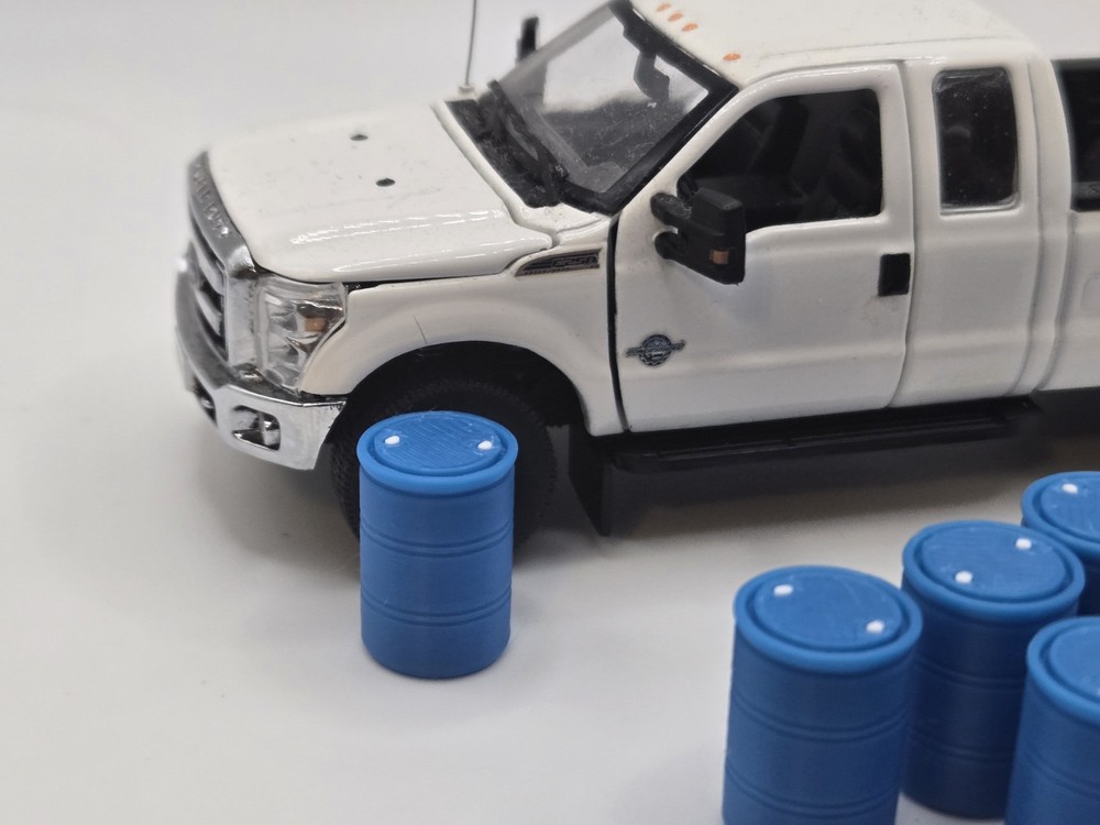 1/50 Scale Plastic 55 Gallon Drums in Blue *12 Pack*