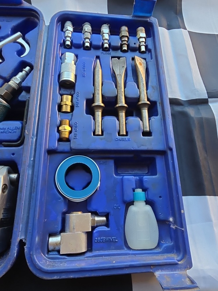 CAMPBELL HAUSFELD AIR TOOL CABINET KIT