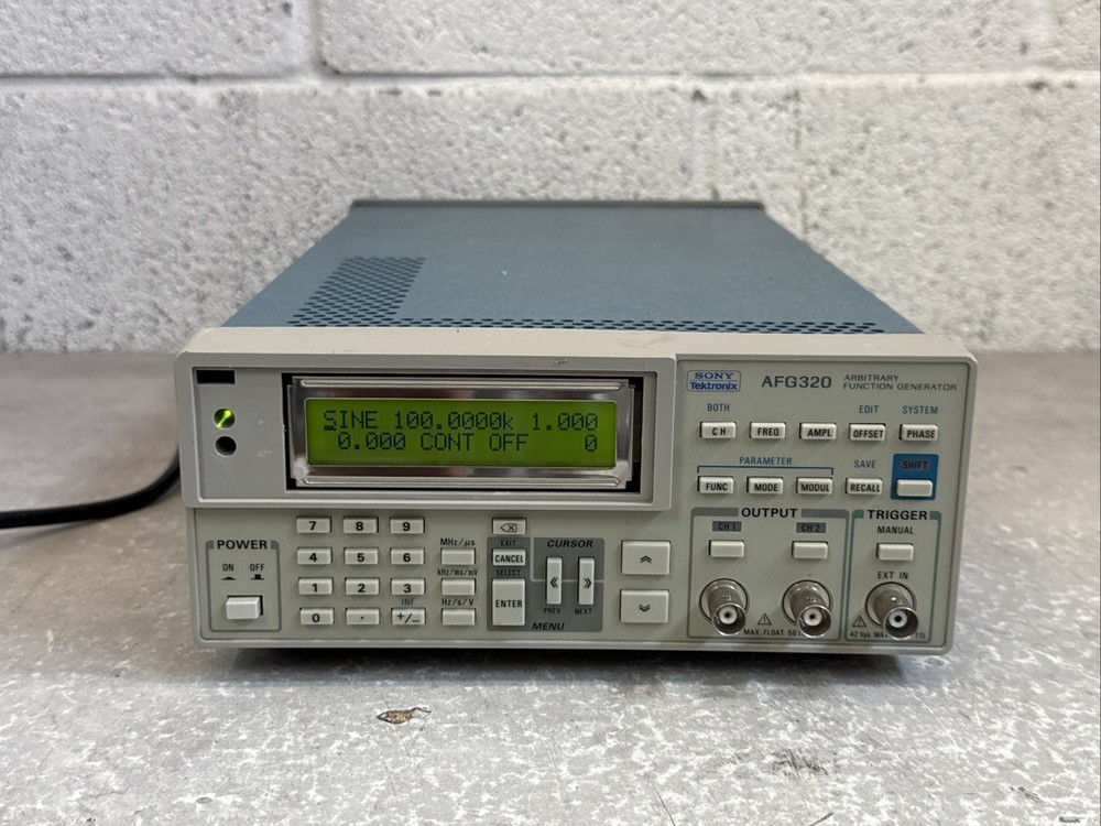 Sony Tektronix AFG320 Arbitrary Function Generator - Read Description