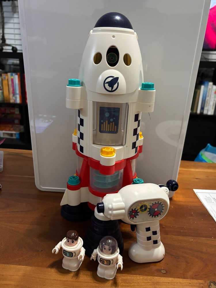 Space Adventure take Apart Rocket Ship WORKS!!