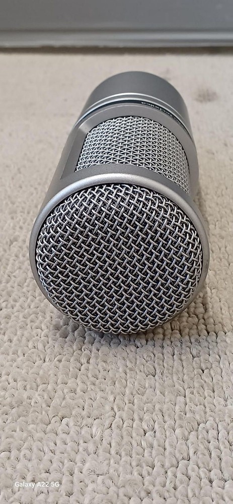 AUDIO-TECHNICA Condenser Microphone AT2020 Used