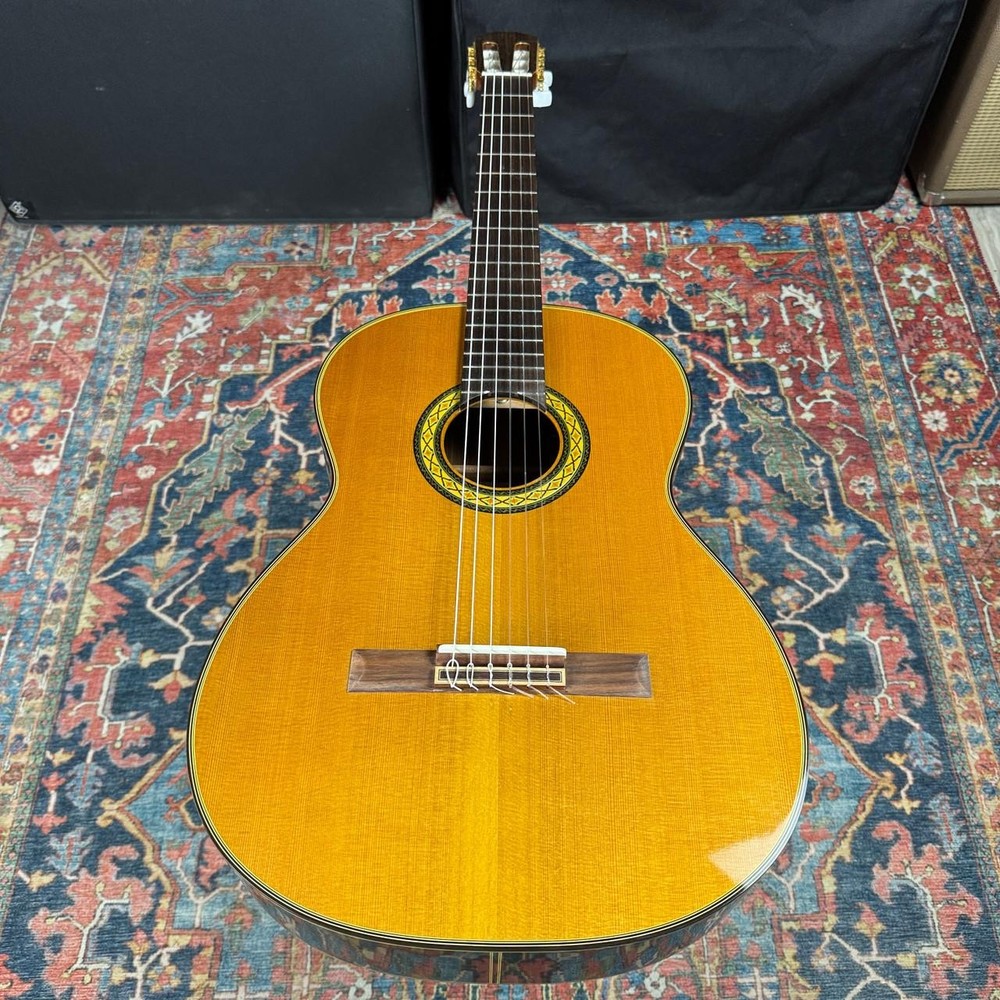 Takamine 32-C Solid Spruce Top Classical Concert - 2018