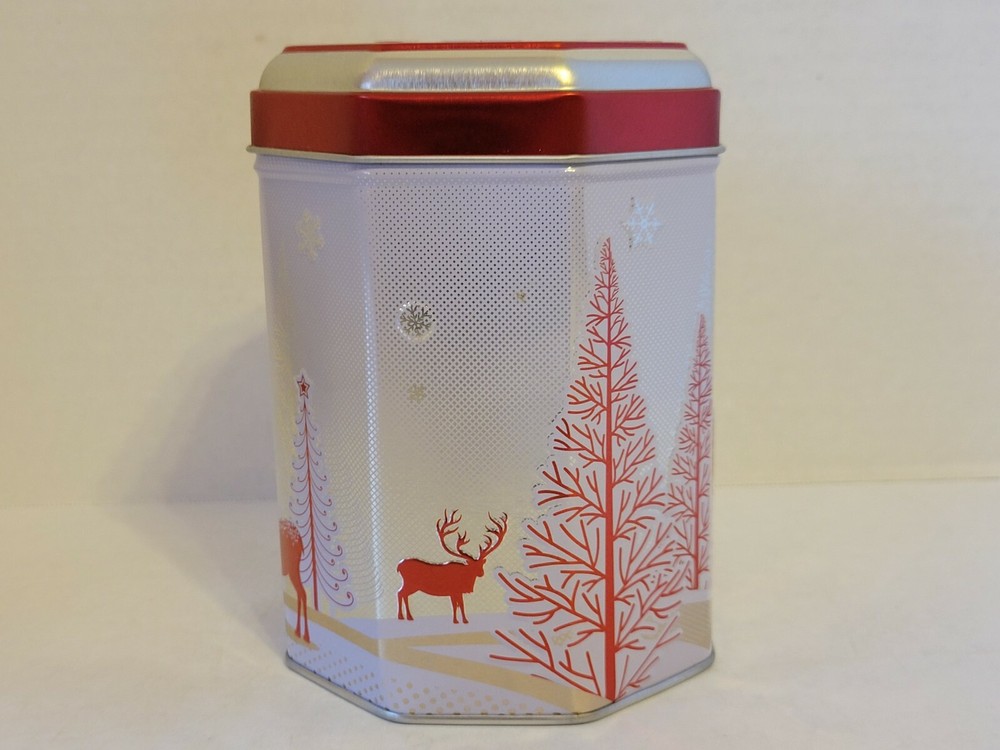 Aldi German 2018 Musical "O Christmas Tree" Christmas Cookie Tin - EMPTY