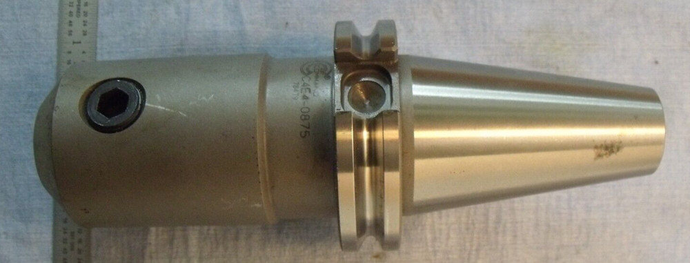 Command  C4E4-0875 .875" Bore Dia 4" Projection CAT-40 Toolholder