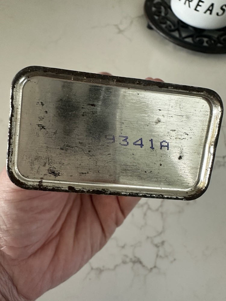 Vintage Ground Thyme Red Spice Can