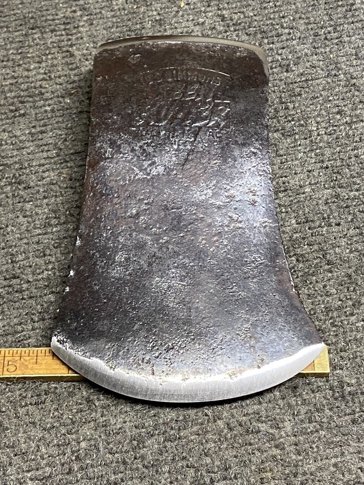 Vintage E C Simmons Keen Kutter Embossed Single Bit Axe 3 Lbs. 4 Oz