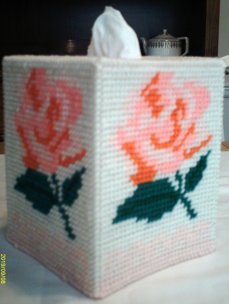 "Peach Rose" Tissue Box Cover (Plastic & Yarn) Finished