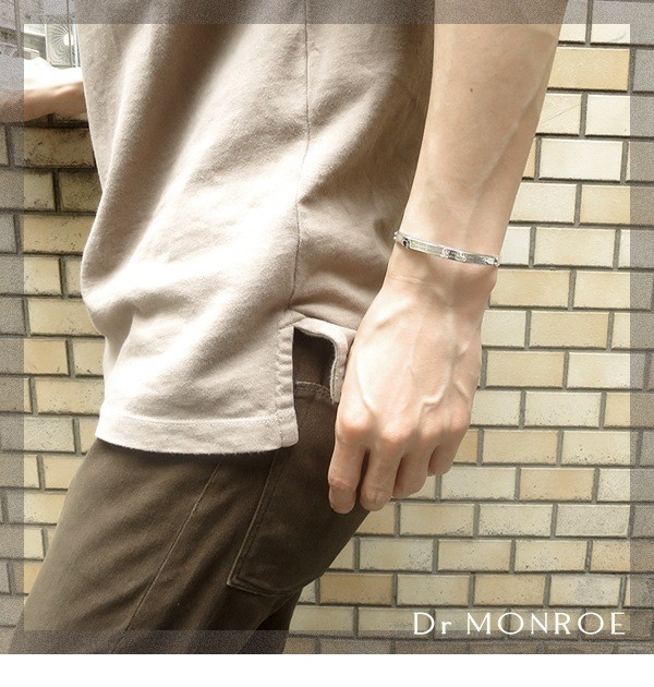 Dr MONROE Message Skull Silver Bangle