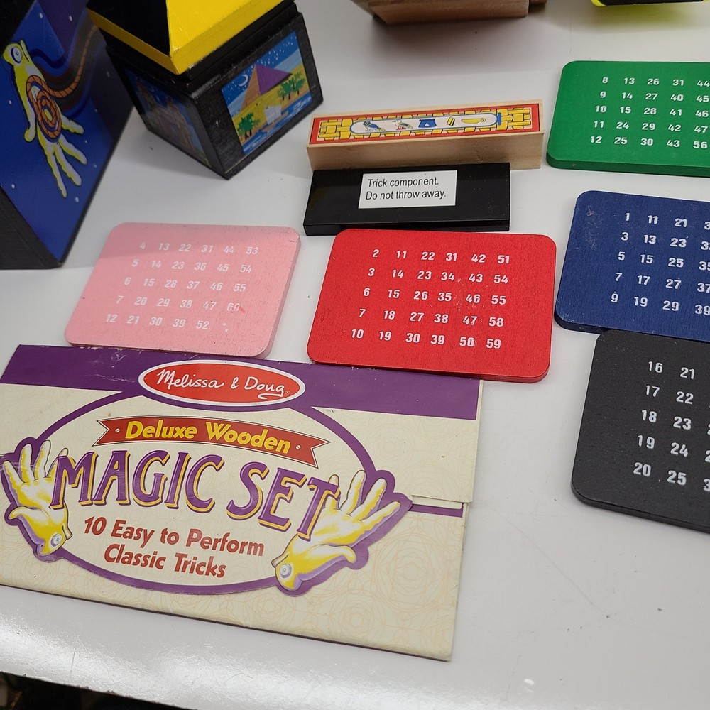 Melissa & Doug Deluxe Solid-Wood Magic Magician Set Box READ