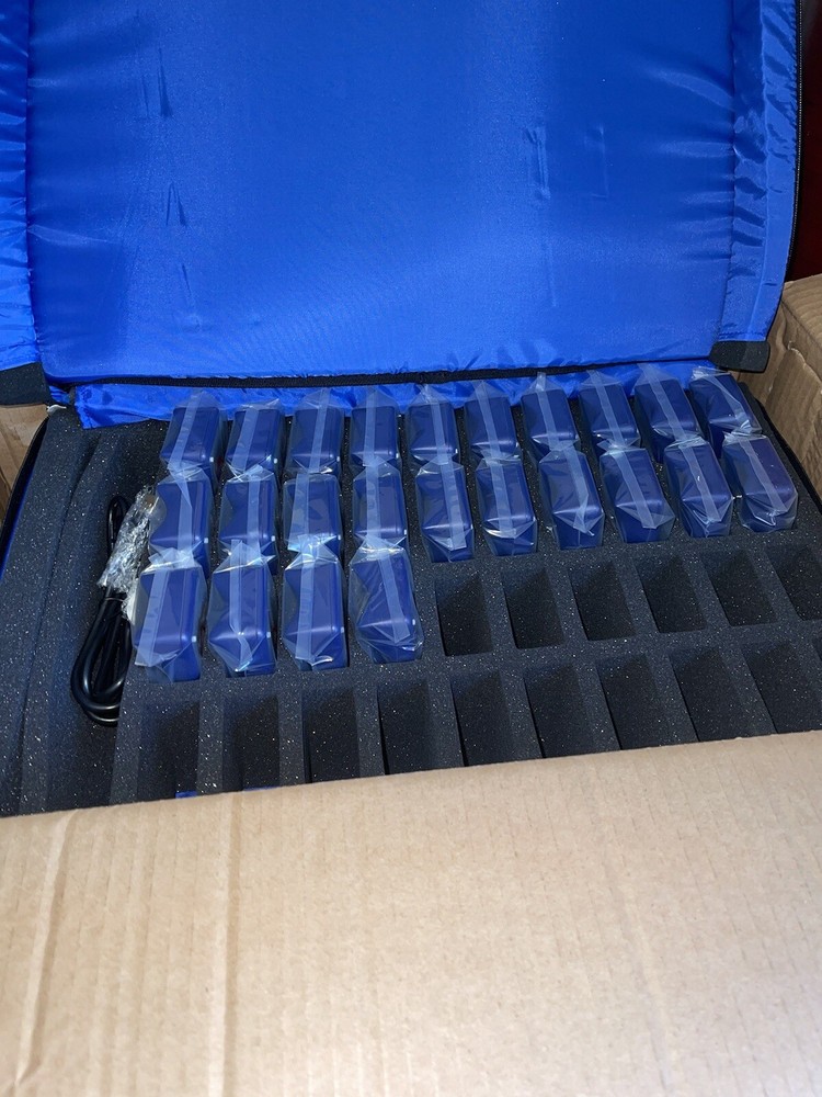 SMART Response PE System With Receiver And 24 Remotes. (See Pictures)