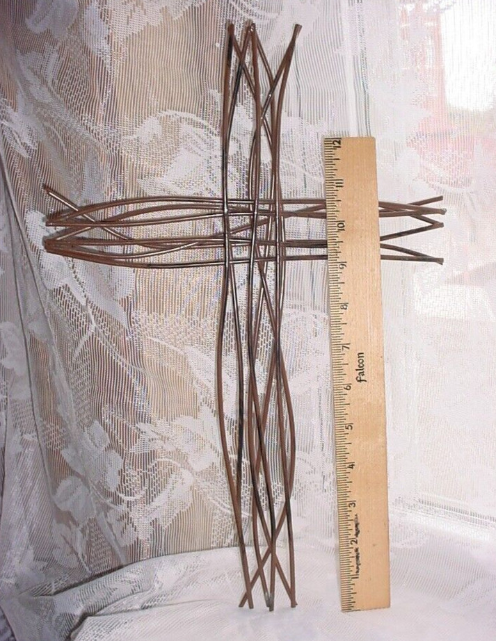 Brown Wall Cross Metal Wire Branches
