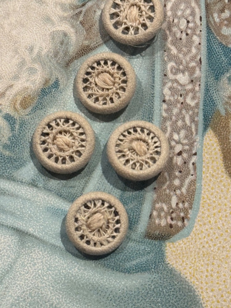 Victorian Thread Crocheted Ecru Buttons Set of 5 Tiny 8mm