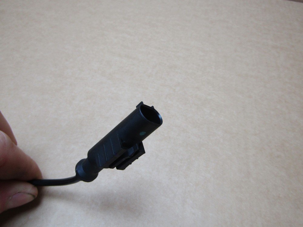 Triumph speed 400 2024 front ABS sensor (15422)