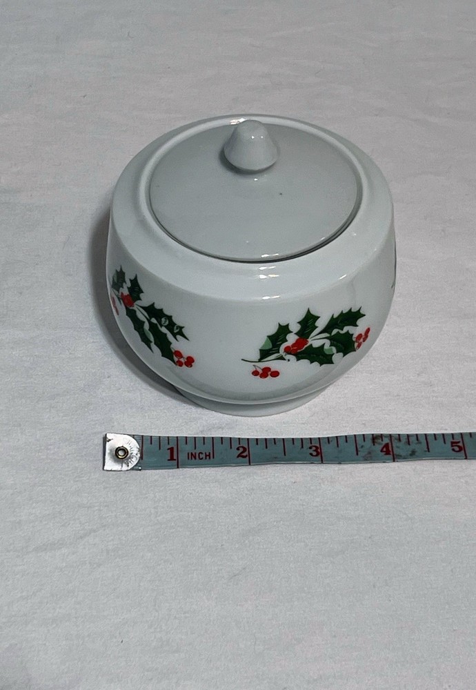 Holly Leaf & Berries Cream & Sugar Set With Serving Tray ABC Distributing