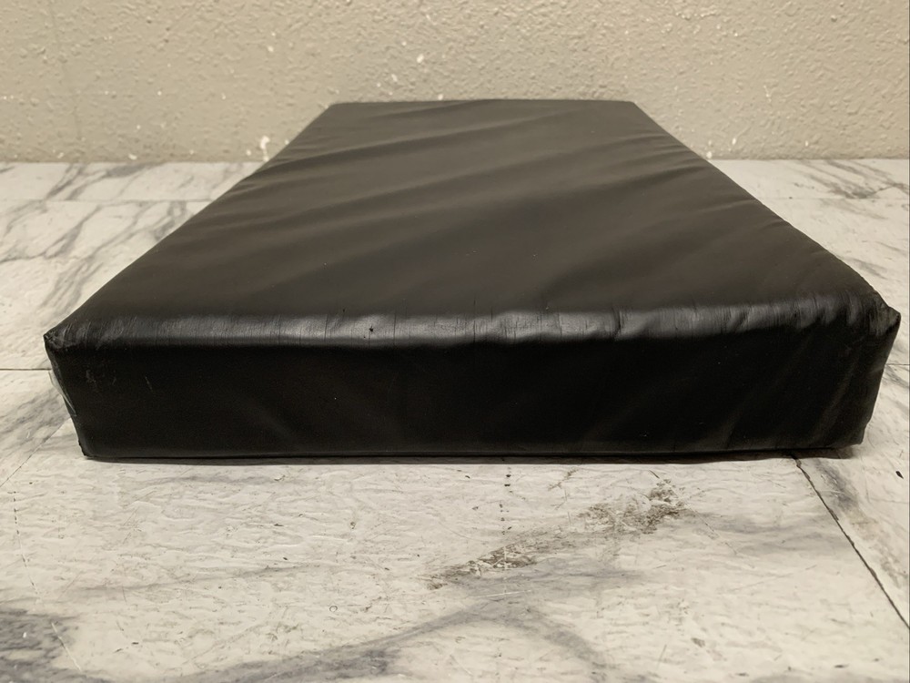 Skytron Table Board Pad