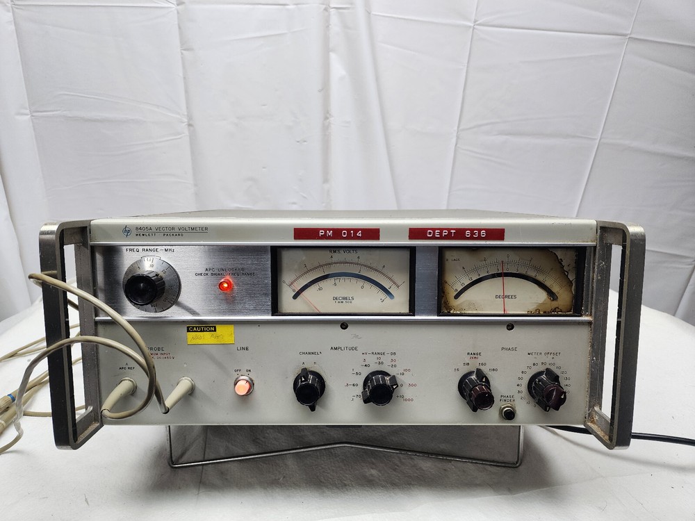 Hewlett Packard 8405A Vector Voltmeter w/ 2 Probes