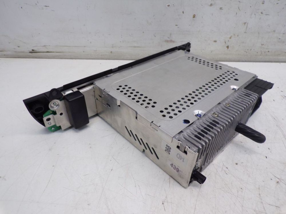 Radio/Cd-Changer Navigation System, Code Not Available! Fits Fo