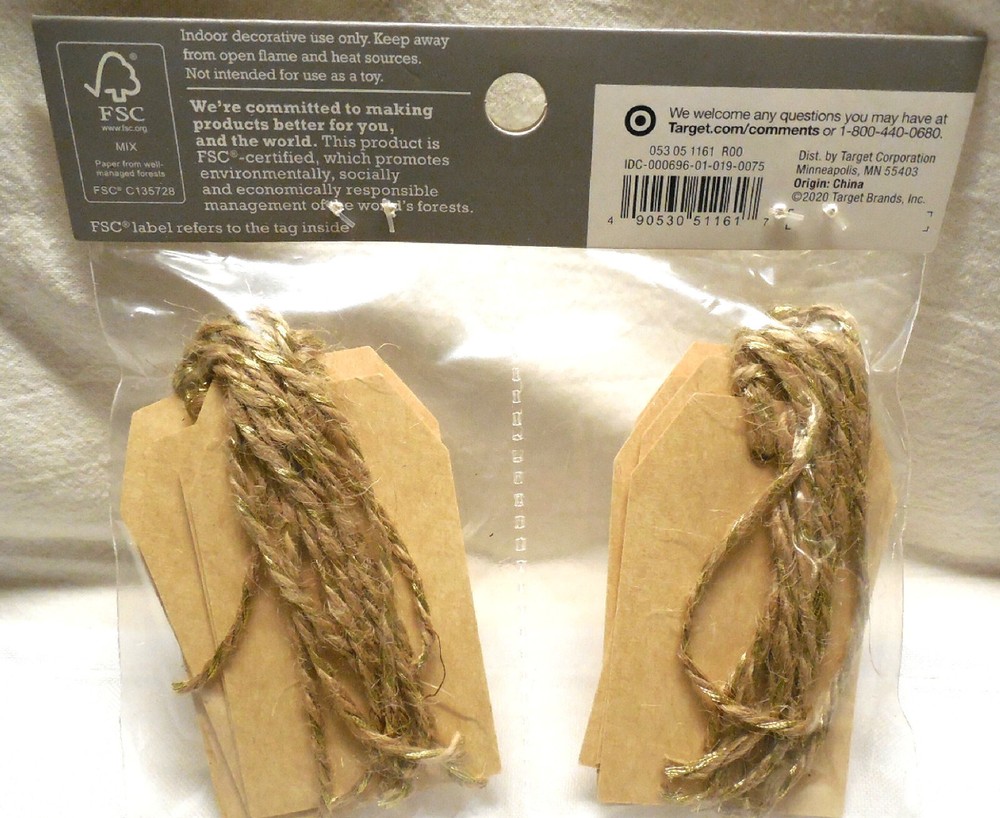 60pc Gift Tags for Crafts Rectangles with Holes Jute String for Tying NEW
