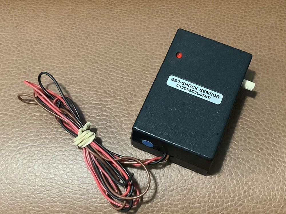 SS1  Code Alarm UNIVERSAL SINGLE ZONE Shock Sensor, CAN BE USED WITH ANY ALARM