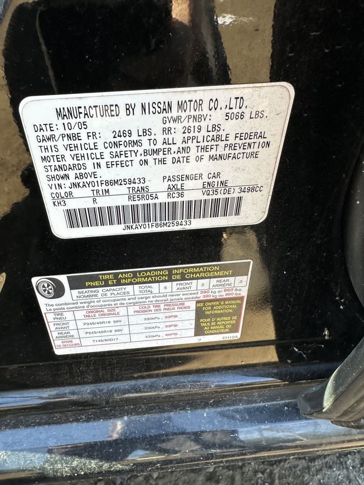 2006 M35 Third Brake Light OEM