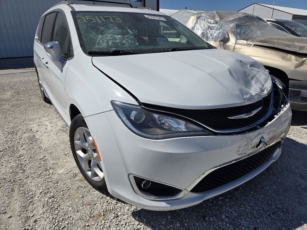 2018-2020 Chrysler PACIFICA Front Dash Mounted 8.4" Display Touch Screen