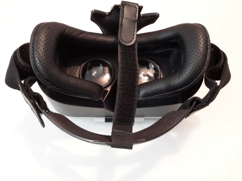 VR TEPOINN Virtual Reality Glasses- Pre-Owned