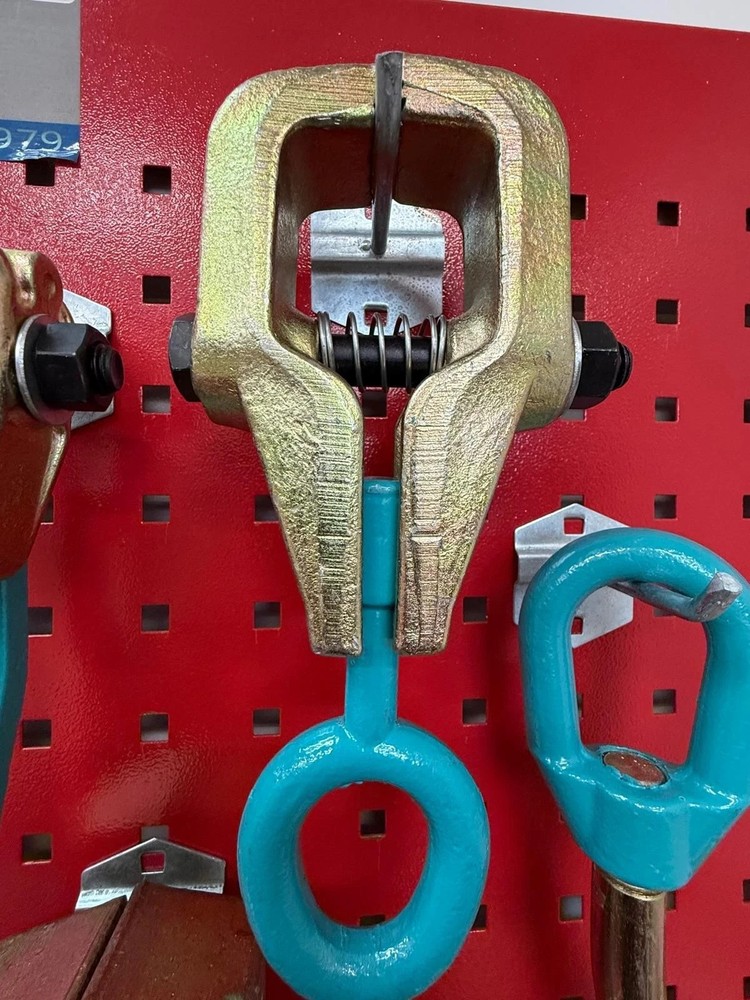 Set# 95 -11 pieces AUTO BODY FRAME MACHINE PULLING TOOLS & CLAMPS VALUE SET