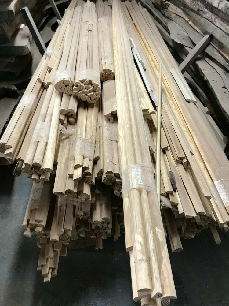 1/2 round pine molding