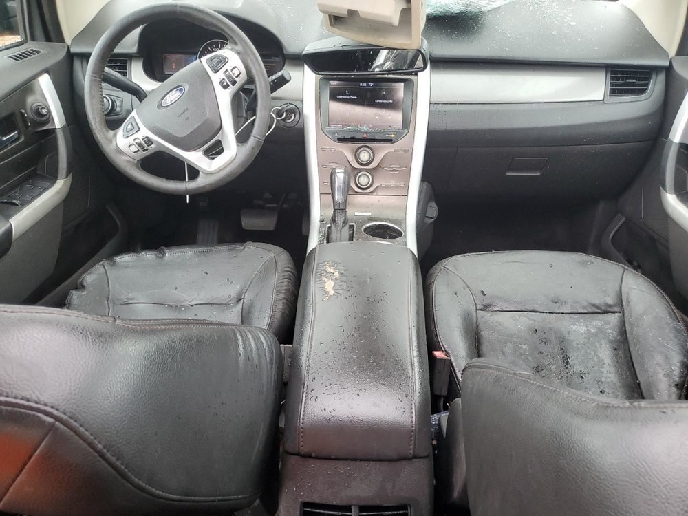 EDGE 2013 Glove Box 4889861