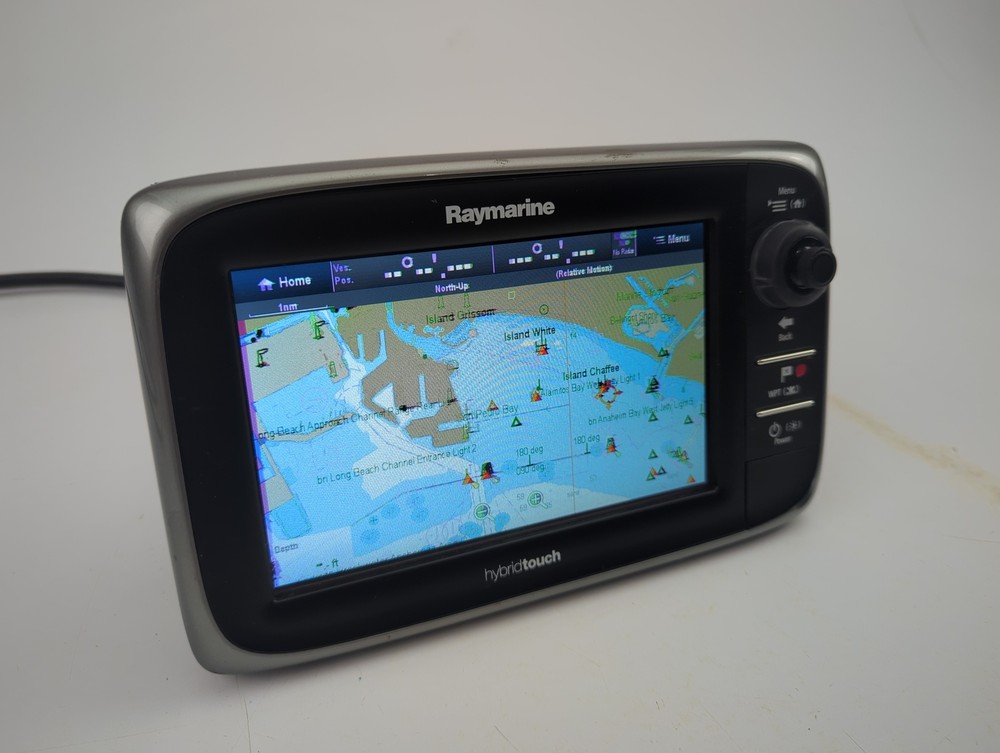 Raymarine e7 E62354 HybridTouch 7" Touch Screen GPS Fishfinder Chartplotter MFD