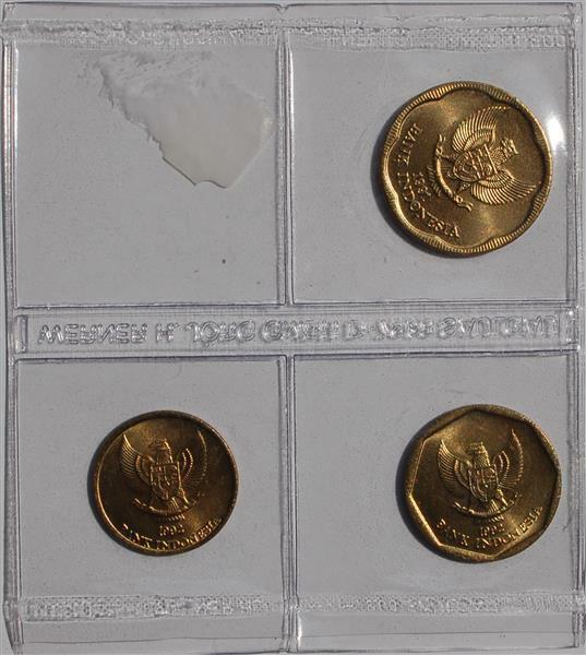 Indonesien 50, 100, 500 Rupiah