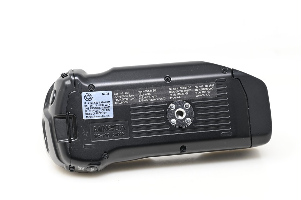 Minolta VC-700 Vertical Control Grip -Mint #B87