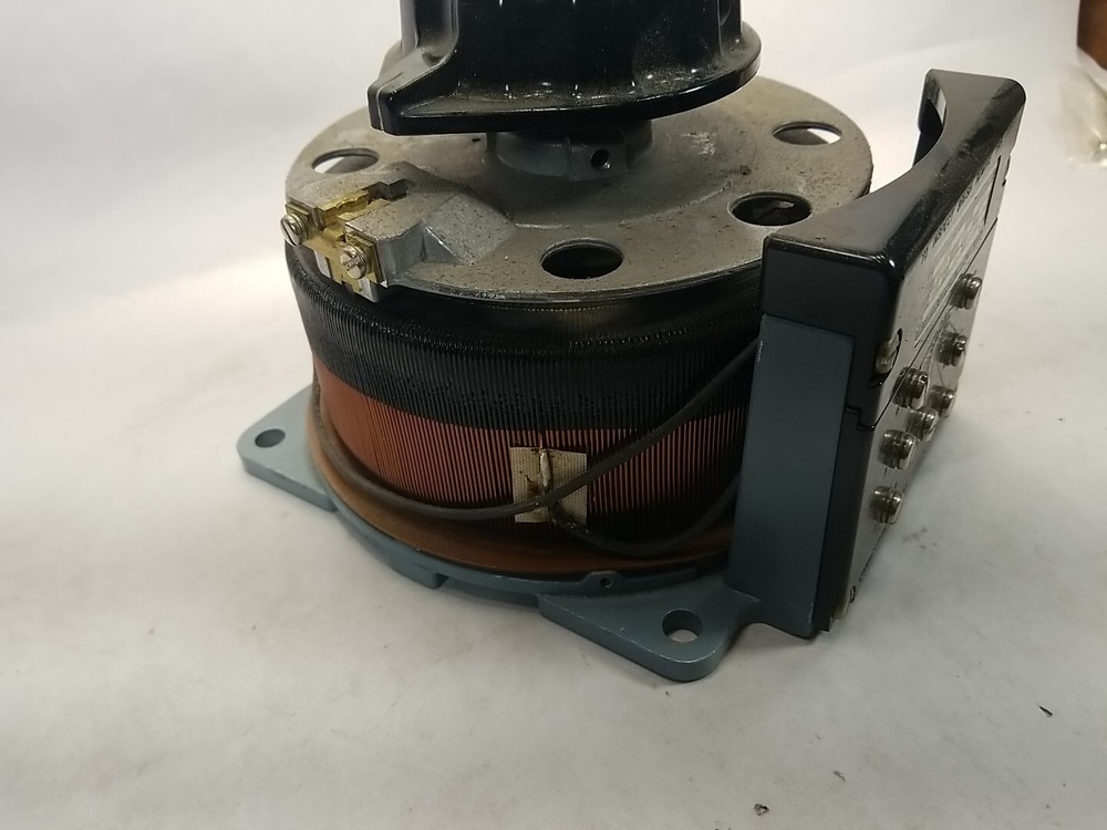 NOS 236 BU TYPE - SUPERIOR POWERSTAT VARIABLE TRANSFORMER