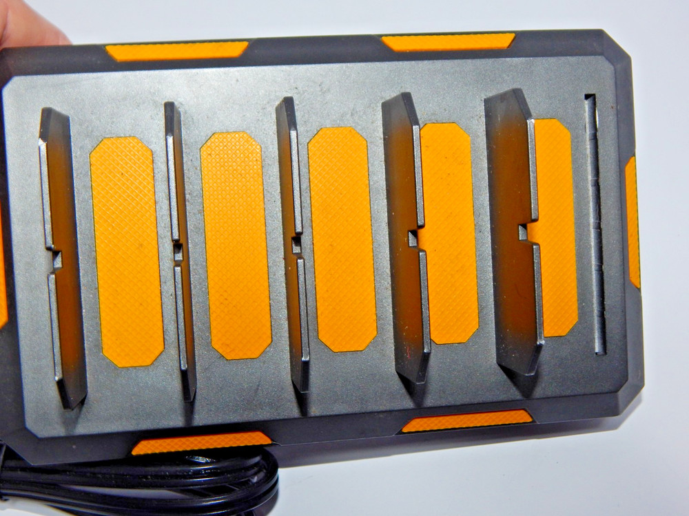 USB Charging Station model LZZC-C-08