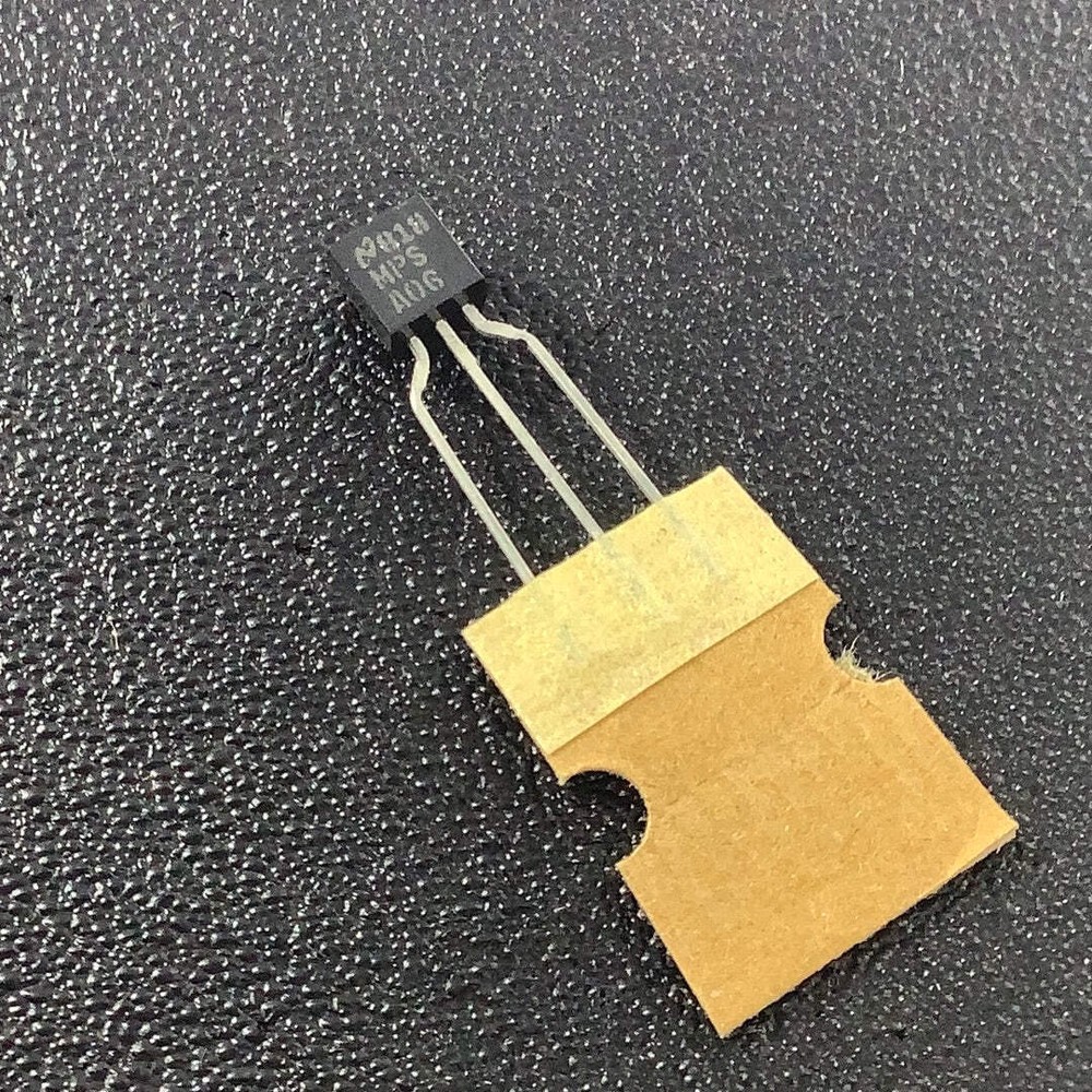 MPSA06 - N - NATIONAL - NPN TRANSISTOR