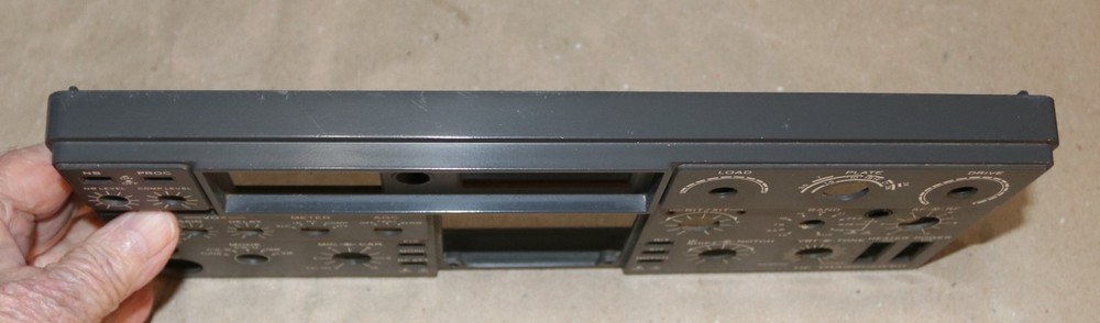 Kenwood TS-830S Front Face ...(nice)