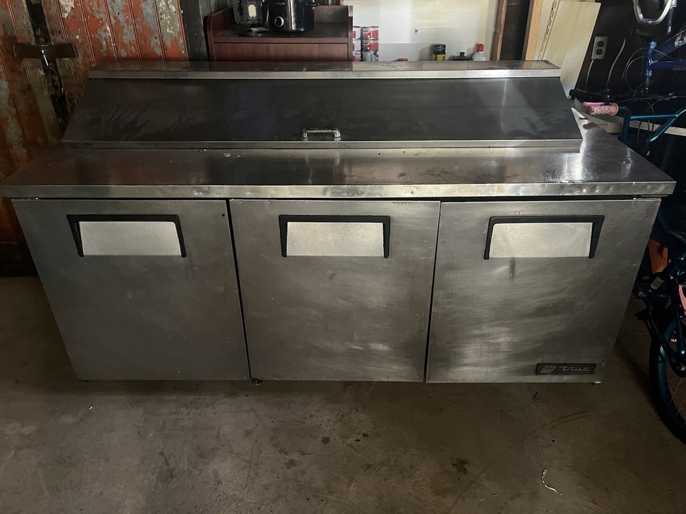 Salad Prep Table Refrigerator
