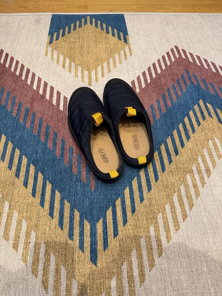 Greys Men's Slipper Black Size 9