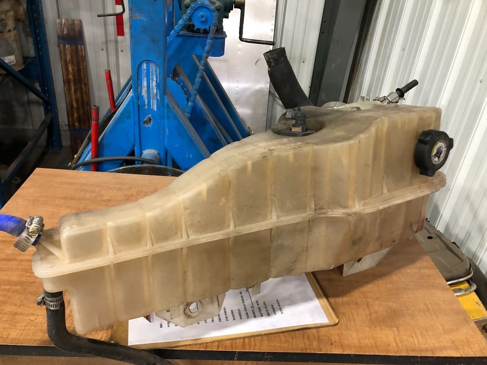 2011 Freightliner CASCADIA Plastic Radiator Overflow Bottle