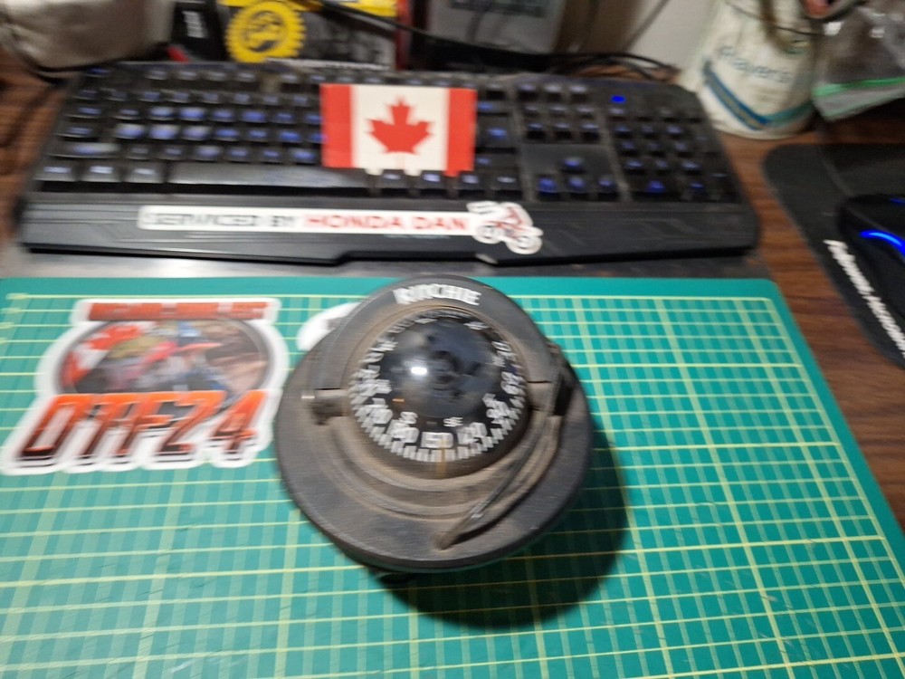 Ritchie Explorer Flush Mount Compass F-50 980000006233 Used